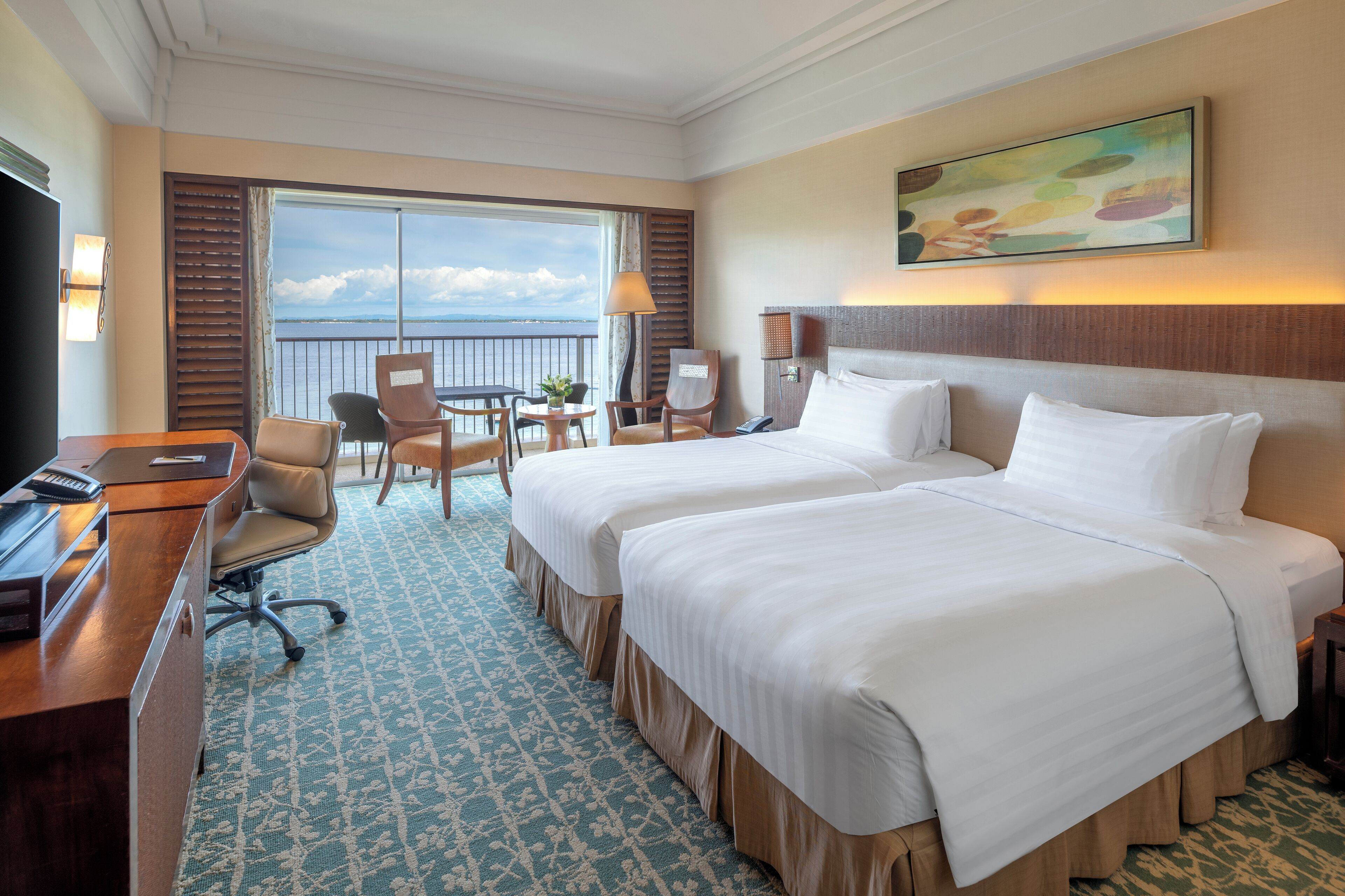 Panorama-værelse - 2 enkeltsenge (Ocean Wing) | Minibar, pengeskab på værelset, skrivebord, mørklægningsgardiner