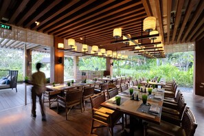 5 Restaurants, Frühstück