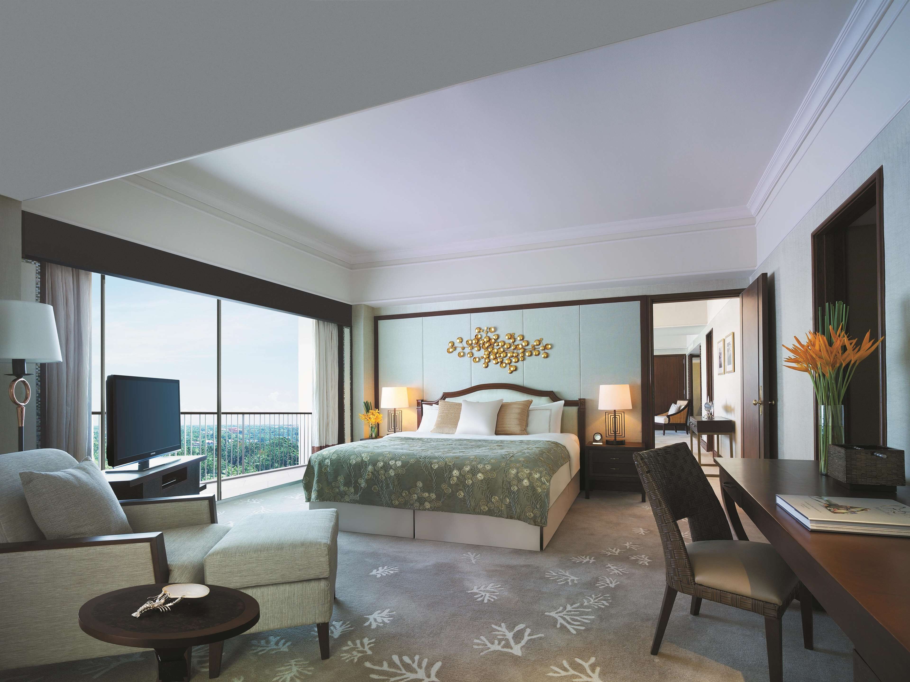 minibar, in-room safe, desk, blackout curtains