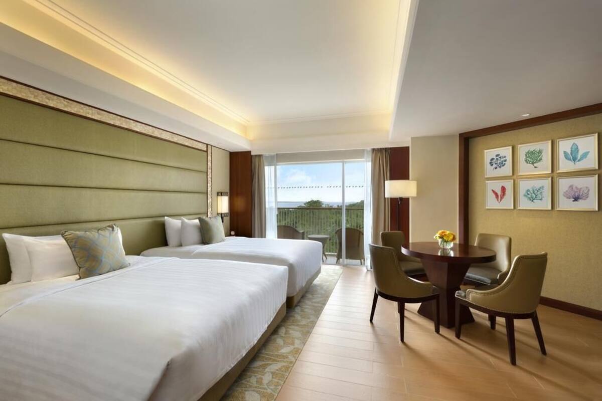 Minibar, in-room safe, desk, blackout curtains