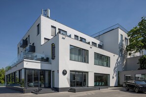 Exterior - Hotel Golf Prague (Prague)