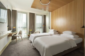 1 quarto, roupas de cama antialérgicas, frigobar, cofres nos quartos