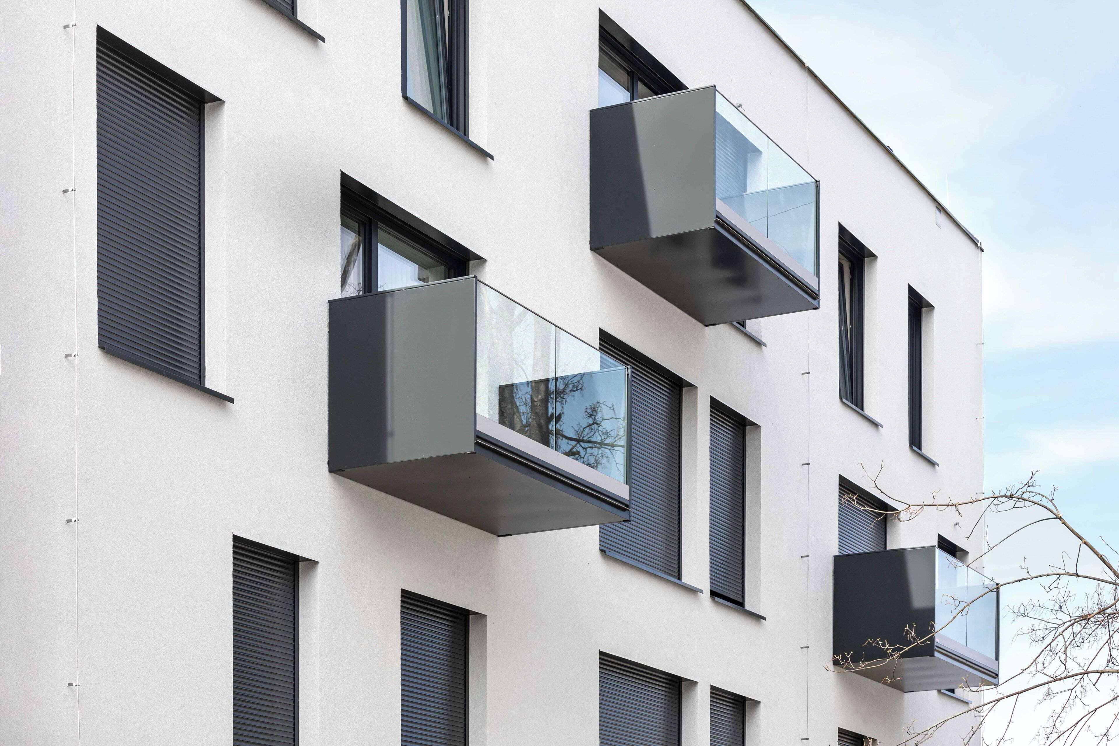 Superior Double or Twin Room, Balcony | Hypo-allergenic bedding, minibar, in-room safe, desk