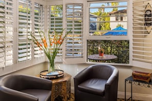 San Miguel casita | Living area | 32-inch flat-screen TV with cable channels, TV