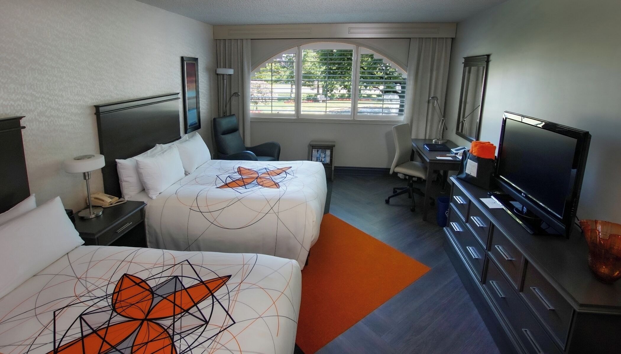 Egyptian cotton sheets, premium bedding, memory foam beds, in-room safe