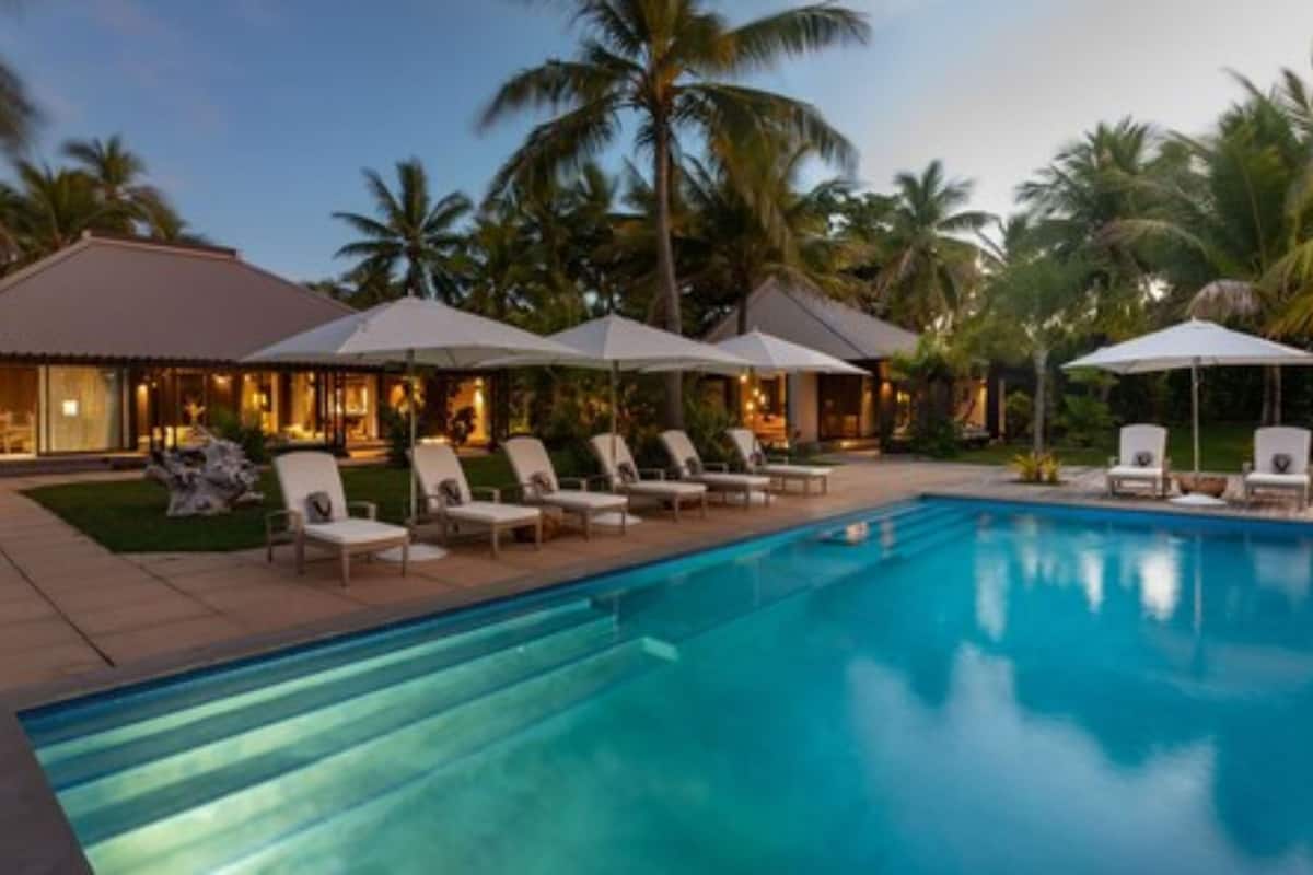 Luksusvilla, 4 soverom, strandutsikt, ved strandkanten | Terrasse/patio