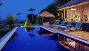 The Royal - 3 Bedroom Beachfront Villa with Private Pool and Butler Service | Private pool