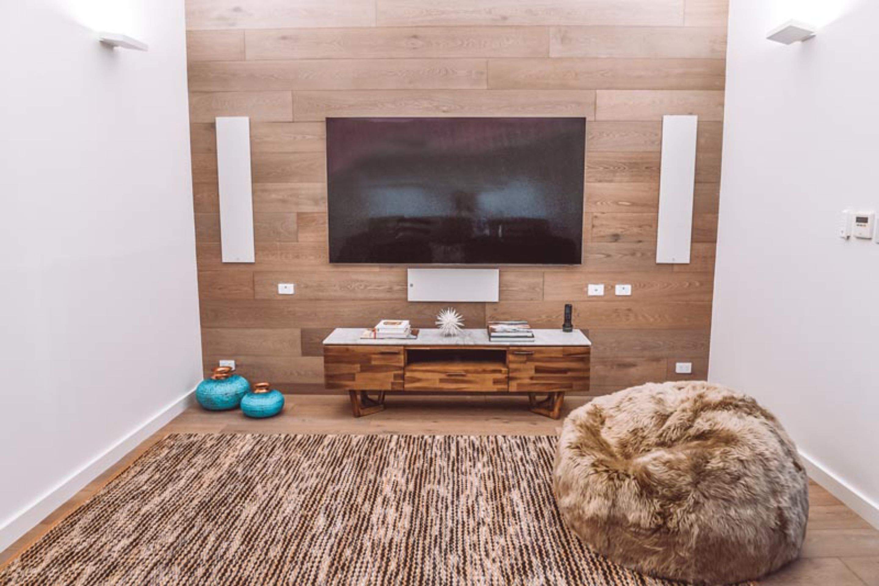 talei taki | living area