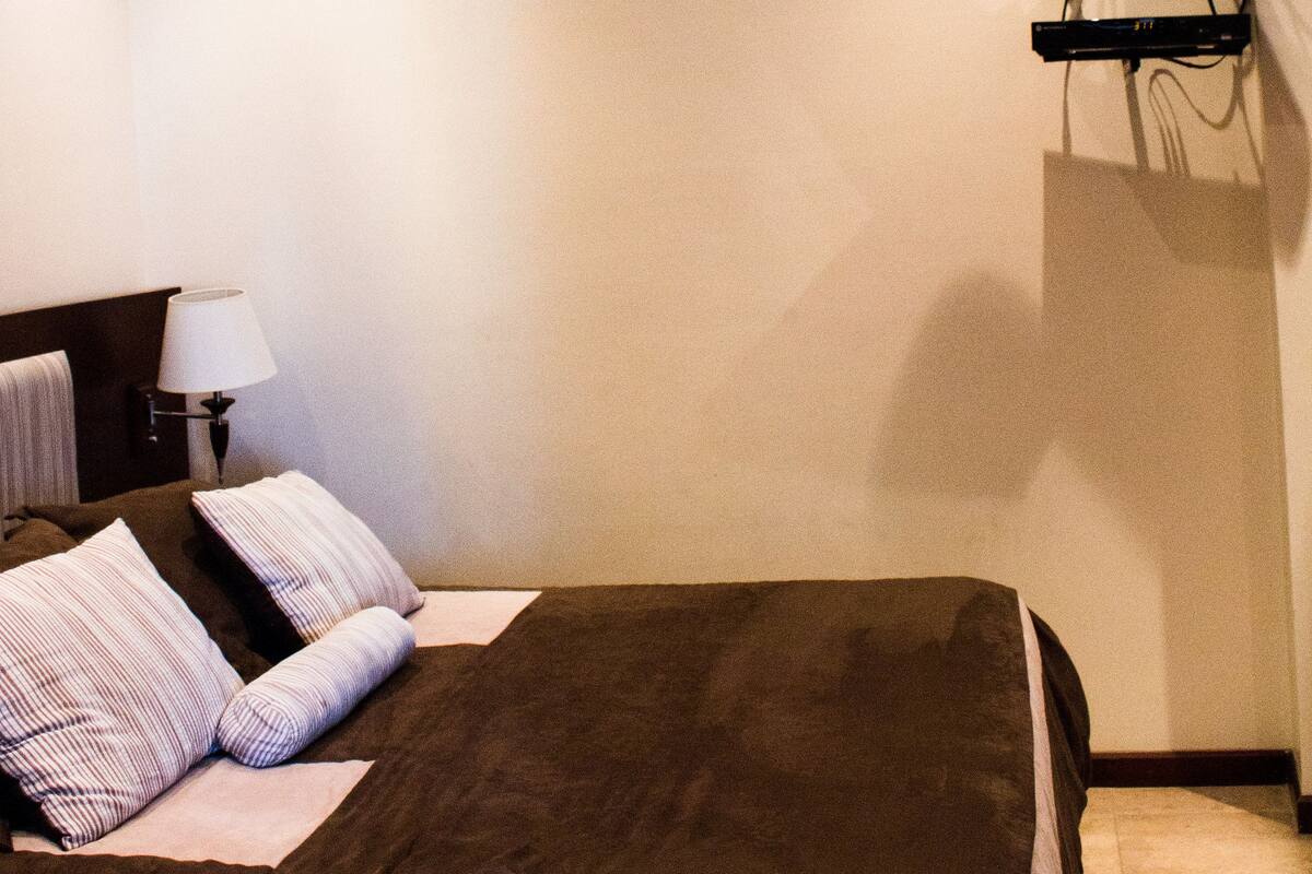 Suite, 1 Double Bed | In-room safe