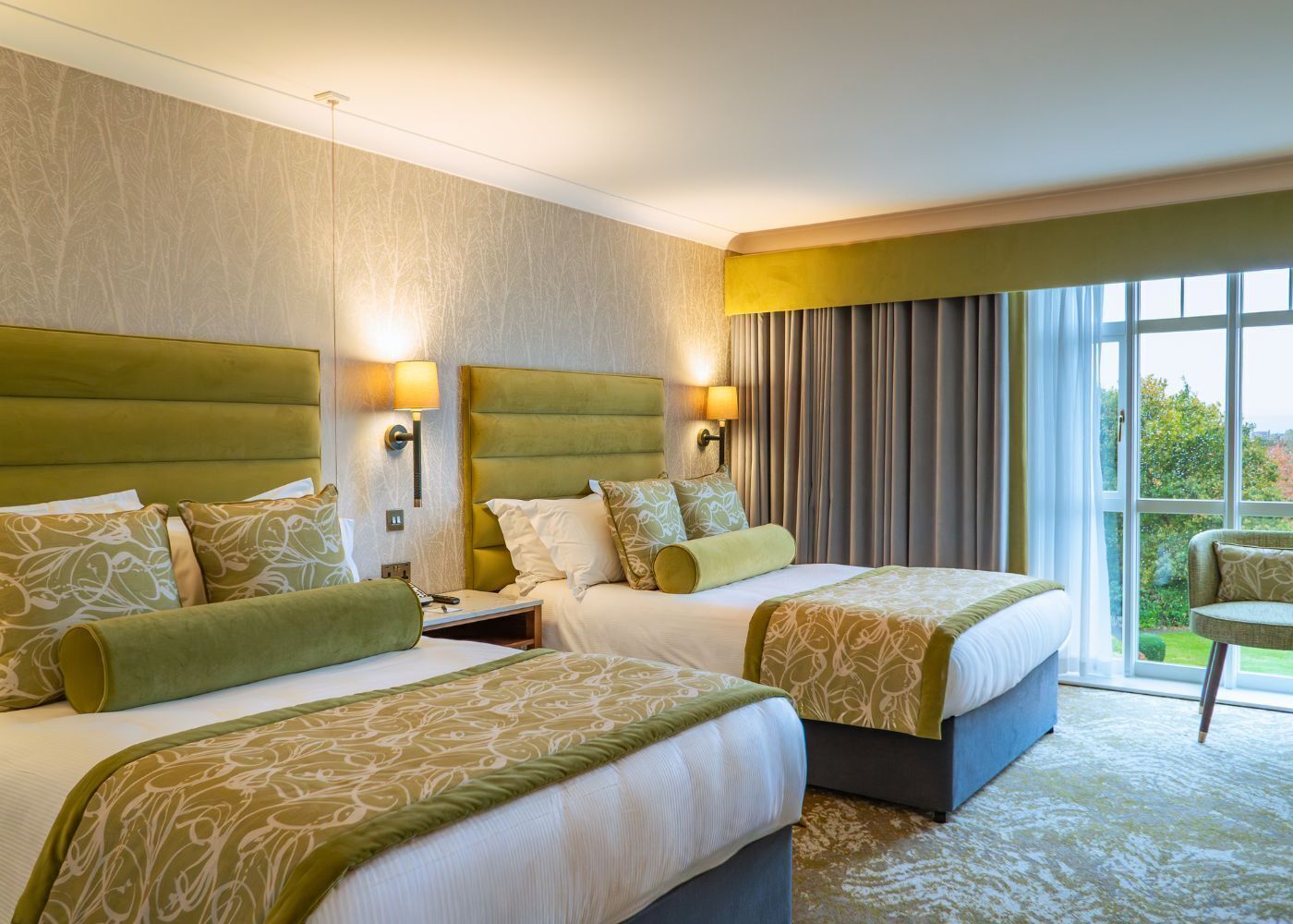 Room, Accessible | 高級寢具、房內夾萬、書桌、遮光窗簾/窗簾