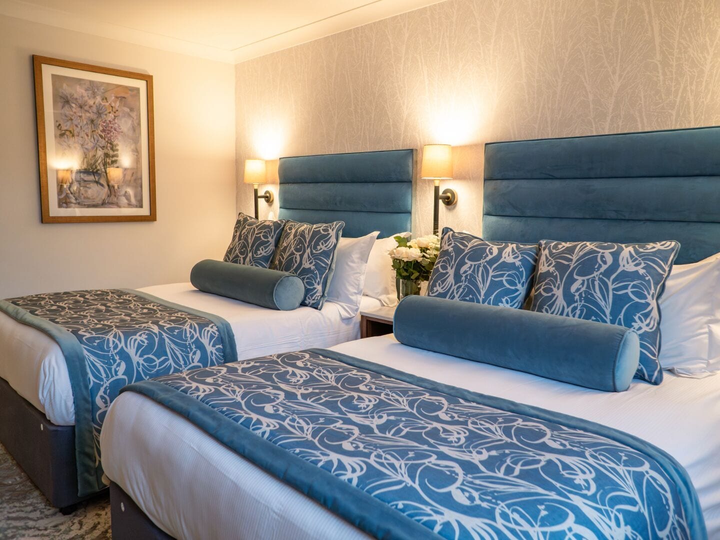 雙床房 | 高級寢具、房內夾萬、書桌、遮光窗簾/窗簾