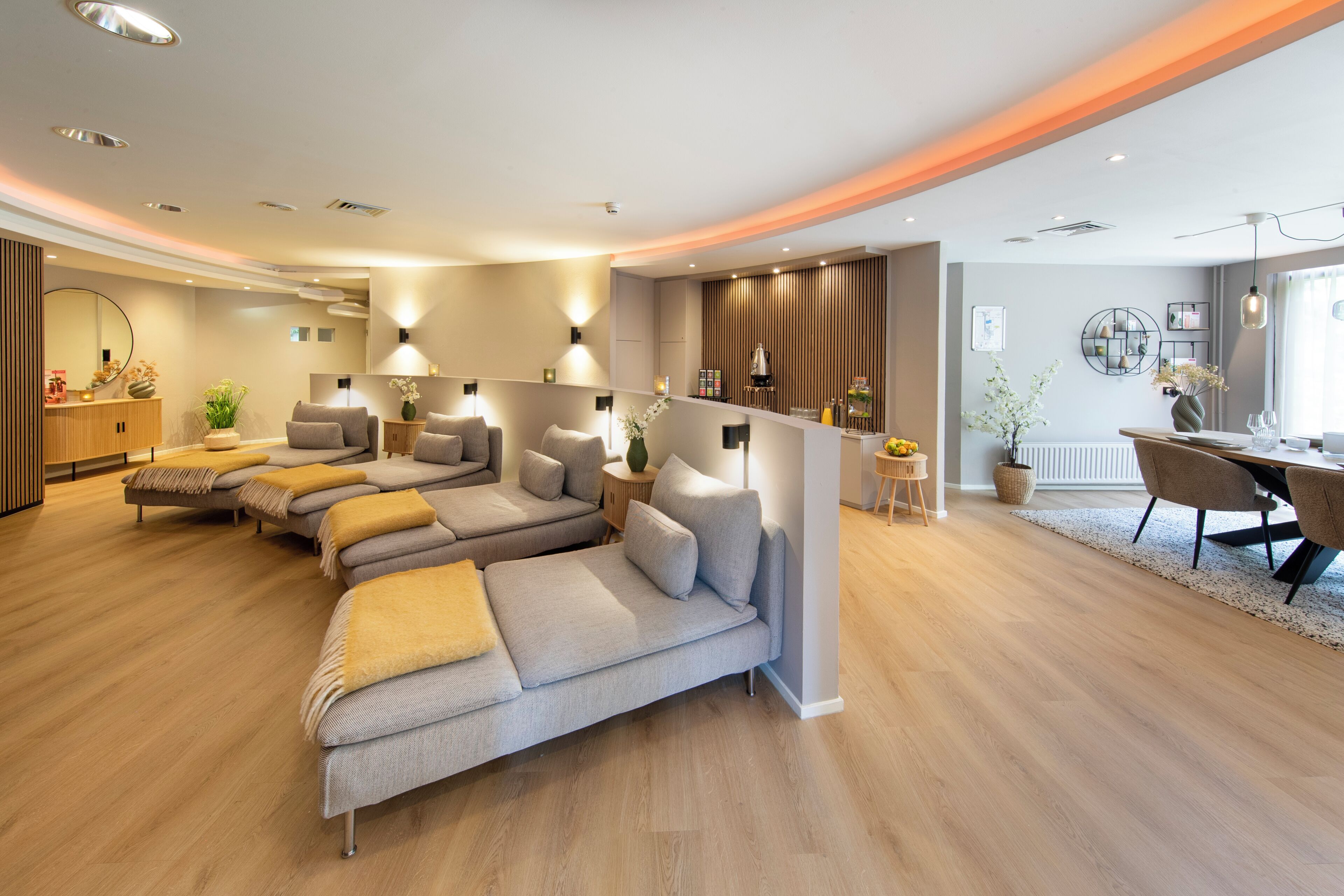 sauna, body treatments, hot stone massages, body wraps, body scrubs