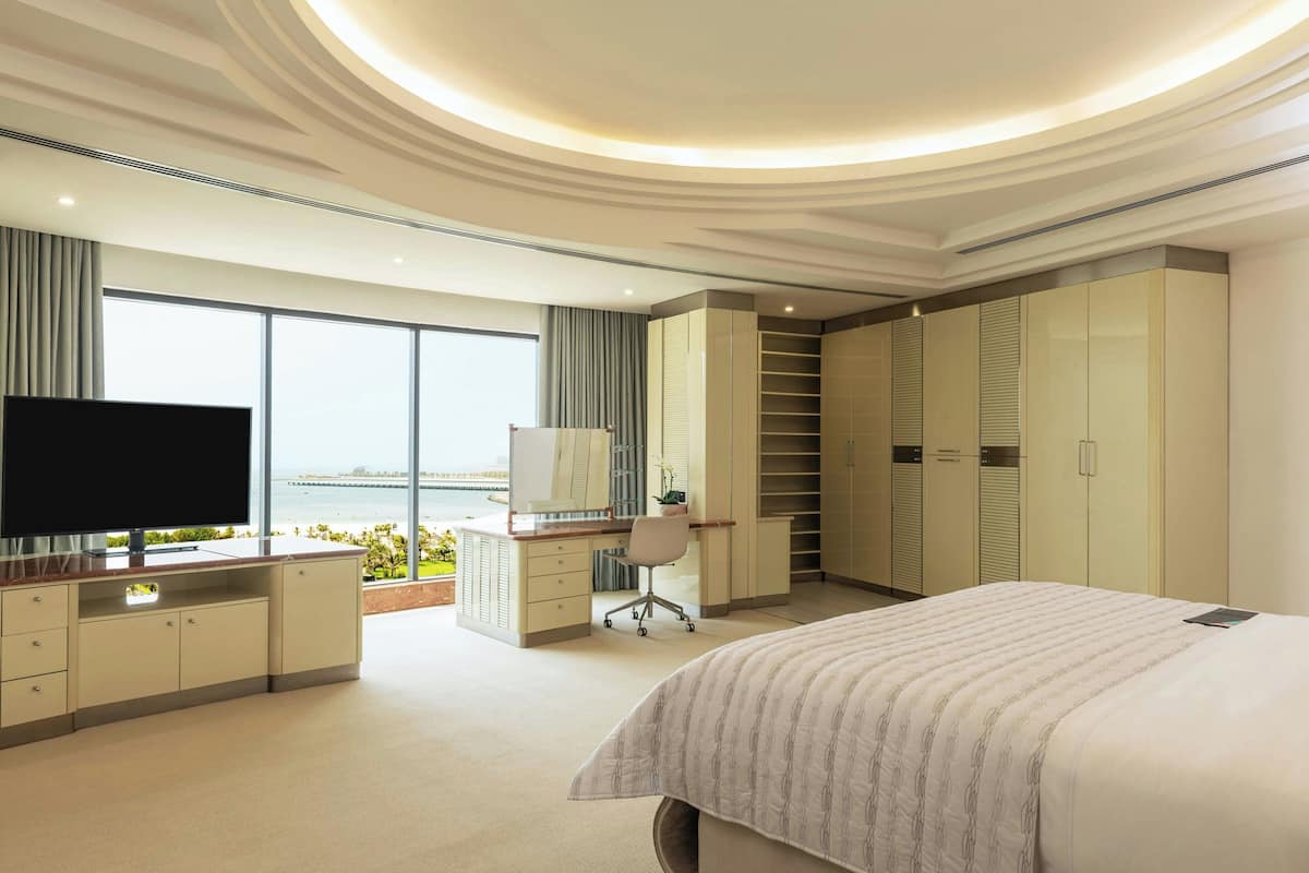 Penthouse, 1 lit double, non-fumeurs, vue mer (Balcony) | 1 chambre, minibar, coffres-forts dans les chambres, bureau