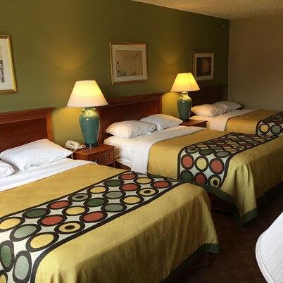 Quality Inn & Suites Howe - Sturgis