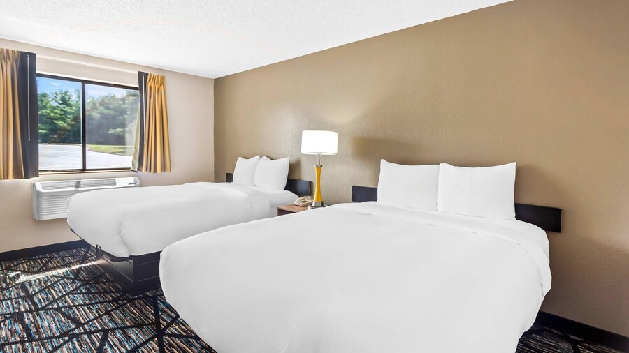 Quality Inn & Suites Howe - Sturgis