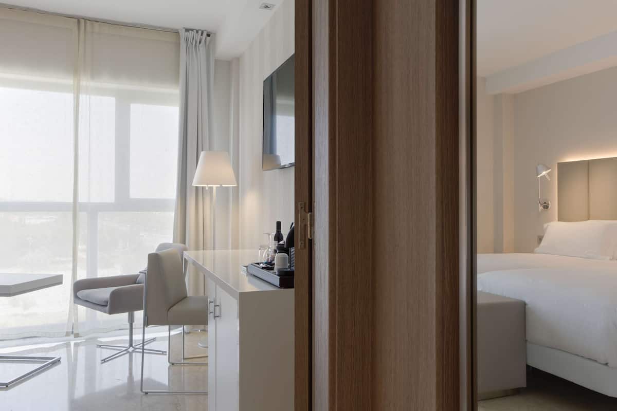 Family Room, City View