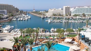 Outdoor pool, sun loungers