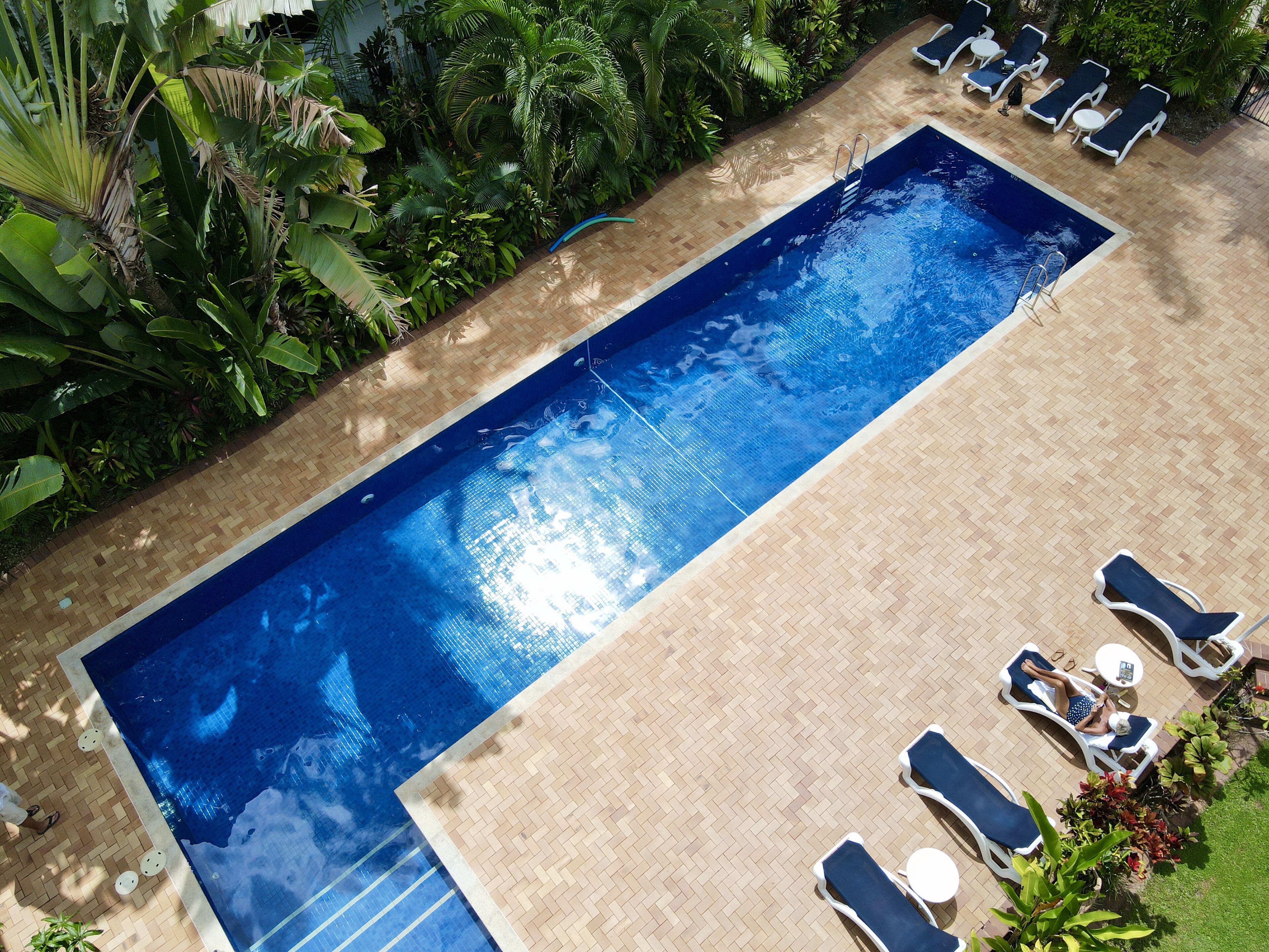 Agincourt Beachfront Apartments — image 2