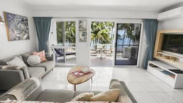 Appartement Standard, 1 chambre, en bord de plage | Coin séjour | Télévision à écran plat, Netflix, Hulu, lecteur de DVD
