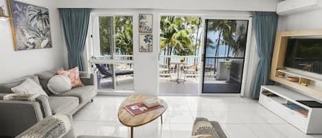 Standard Apartment, 1 Bedroom, Beachside | Living area | 42-inch flat-screen TV with digital channels, TV, Netflix