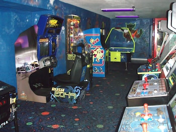 Game room at Westgate Blue Tree Resort in Lake Buena Vista