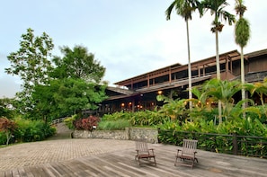 Property grounds - Aiman Batang Ai Resort & Retreat (Lubok Antu)