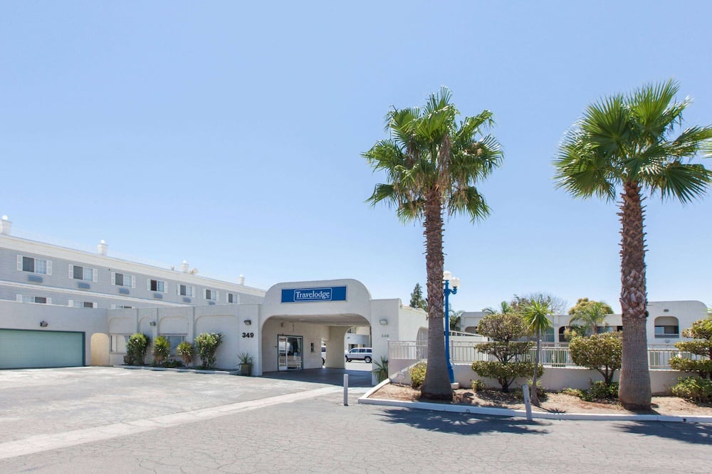 Travelodge by Wyndham Los Banos CA