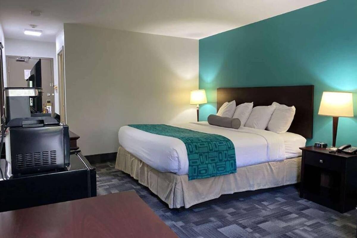 Desk, blackout curtains, iron/ironing board, free WiFi