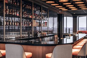 4 Restaurants; Frühstück, Mittagessen und Abendessen werden serviert