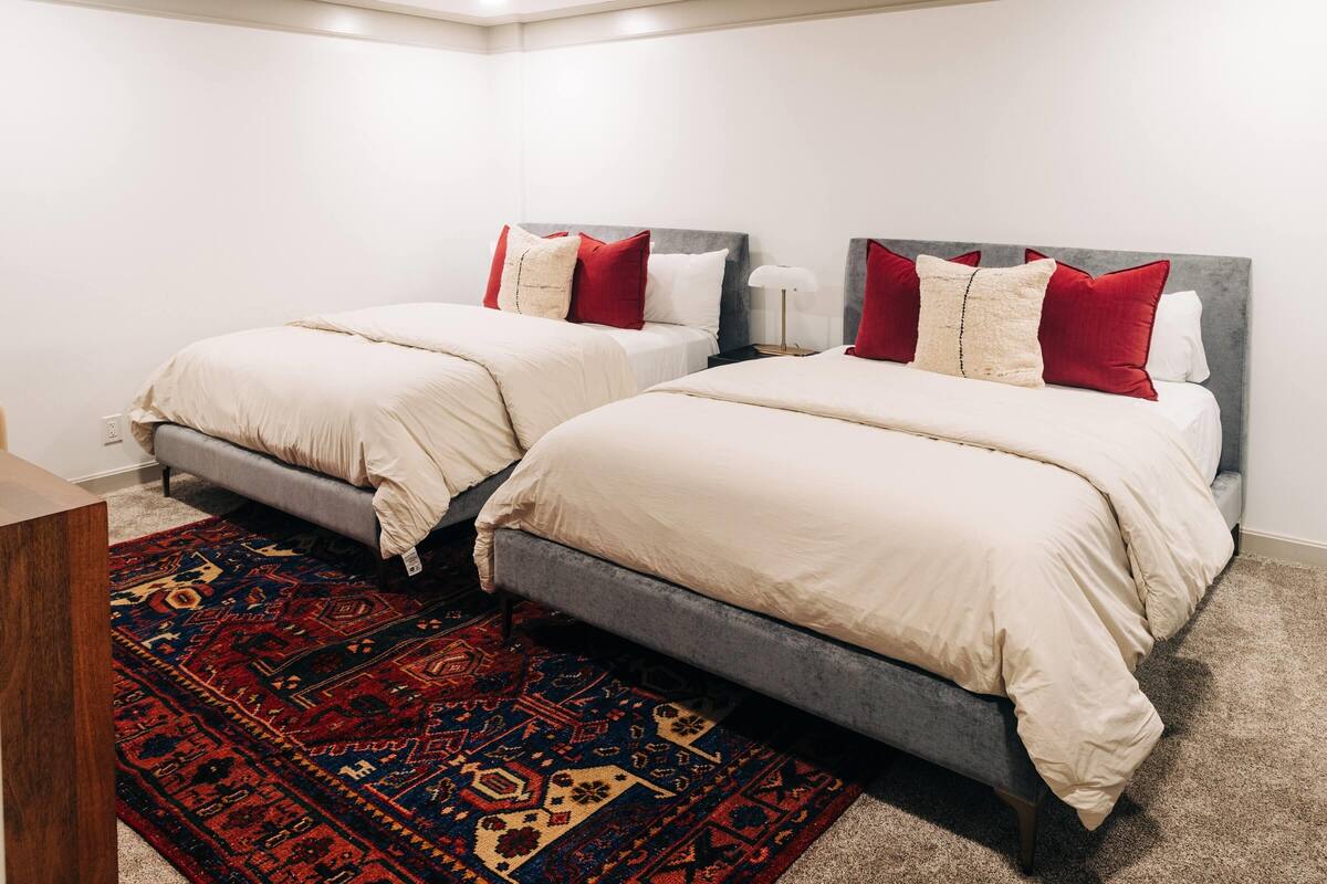 Suite, Multiple Beds (UofL Basketball) | In-room safe, desk, laptop workspace, iron/ironing board