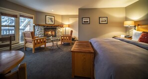 Panoramic Room, 1 King Bed, Lake View | 1 bedroom, premium bedding, down comforters, iron/ironing board