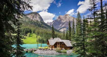 Emerald Lake Lodge