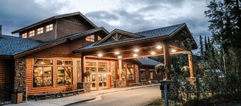 Denali Park Village