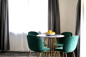 Executive Suite | Living area | Smart TV, Netflix, pay movies, streaming services