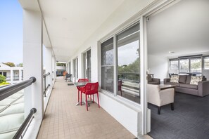 Two Bedroom Executive | Terrace/patio