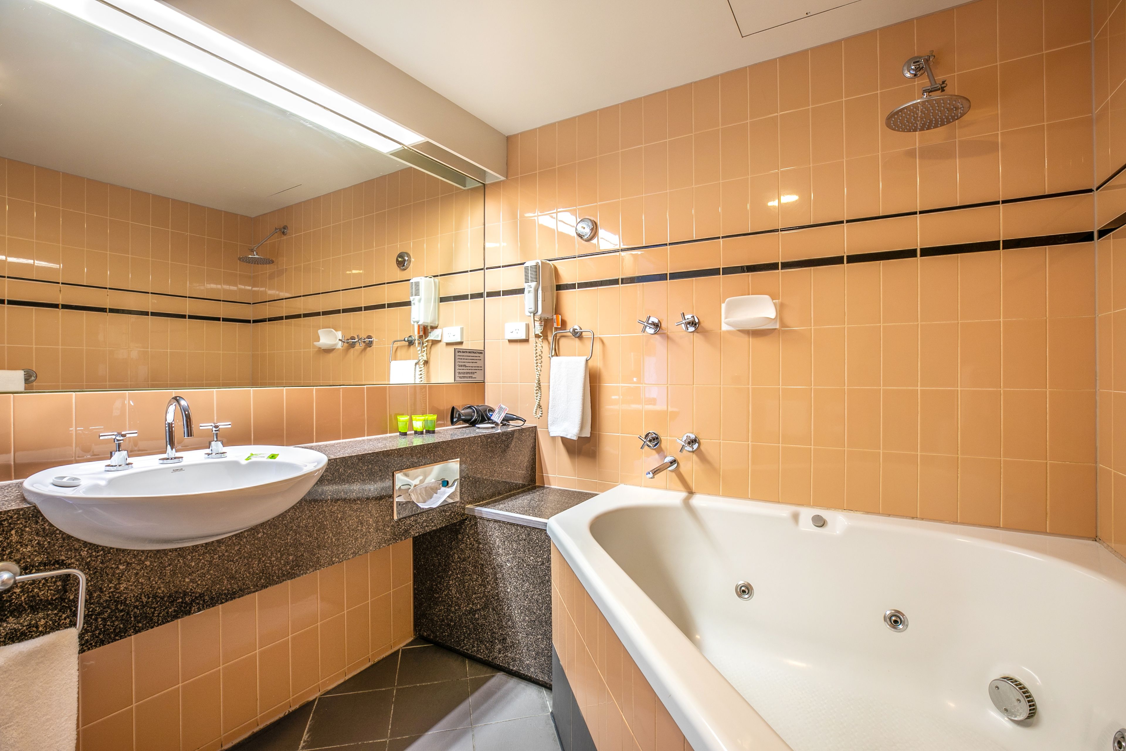 Foto - Nightcap at York on Lilydale