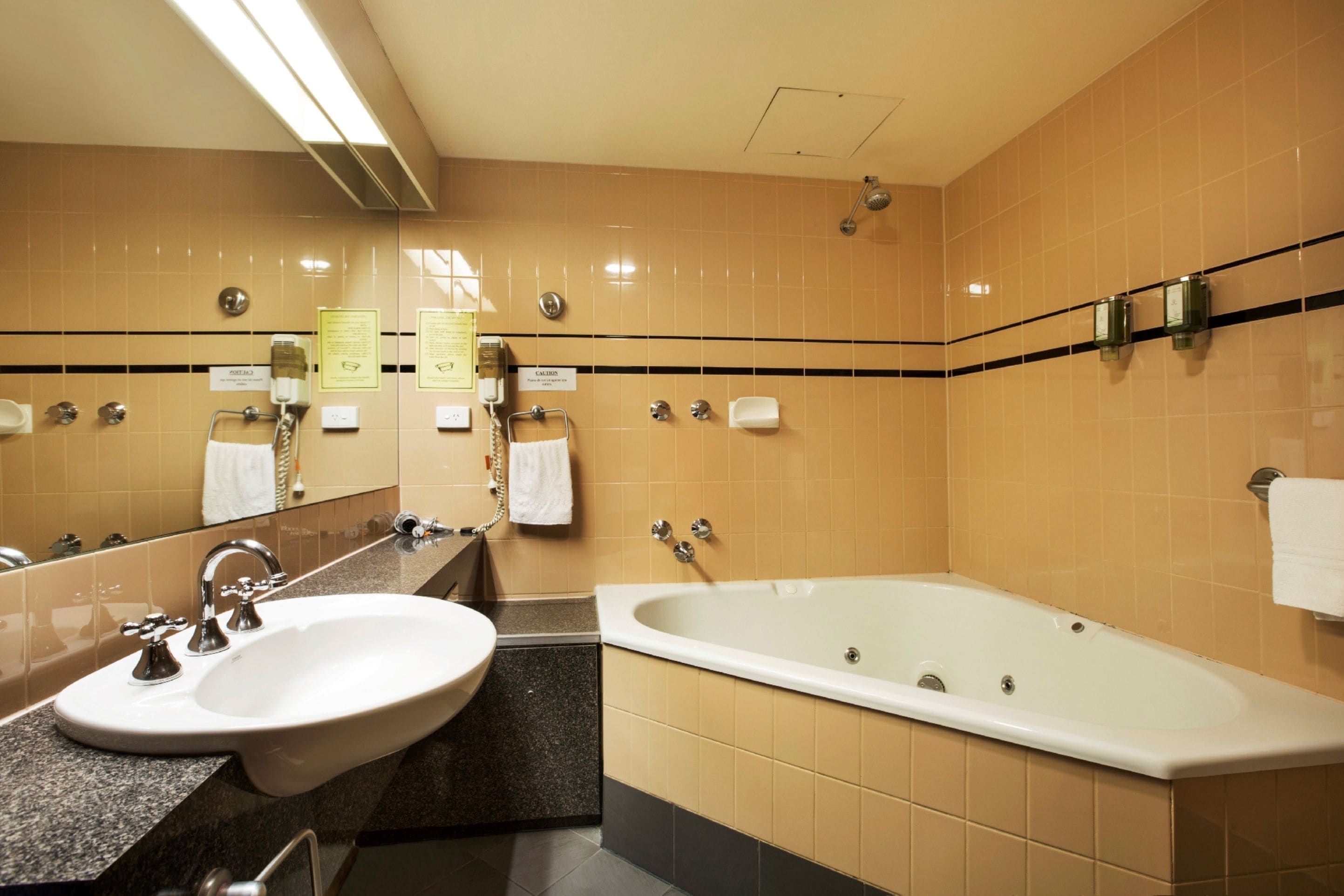 Foto - Nightcap at York on Lilydale