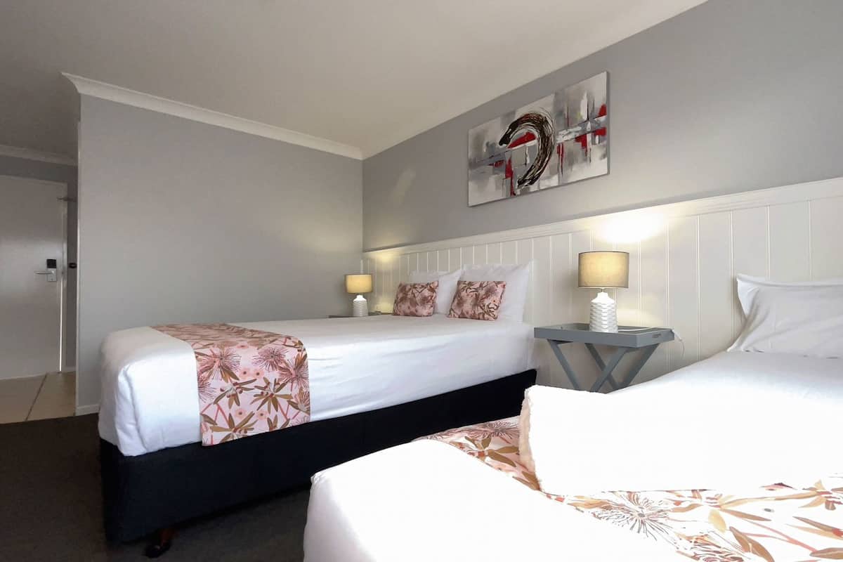 Literie de qualité supérieure, surmatelas, bureau