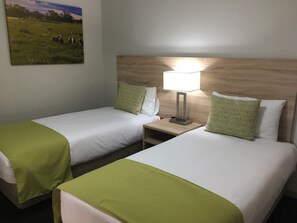 Family Suite, Multiple Beds, Non Smoking - Quality Inn Carriage House (East Wagga Wagga)