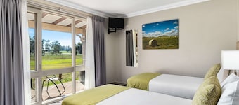 Quality Inn Carriage House