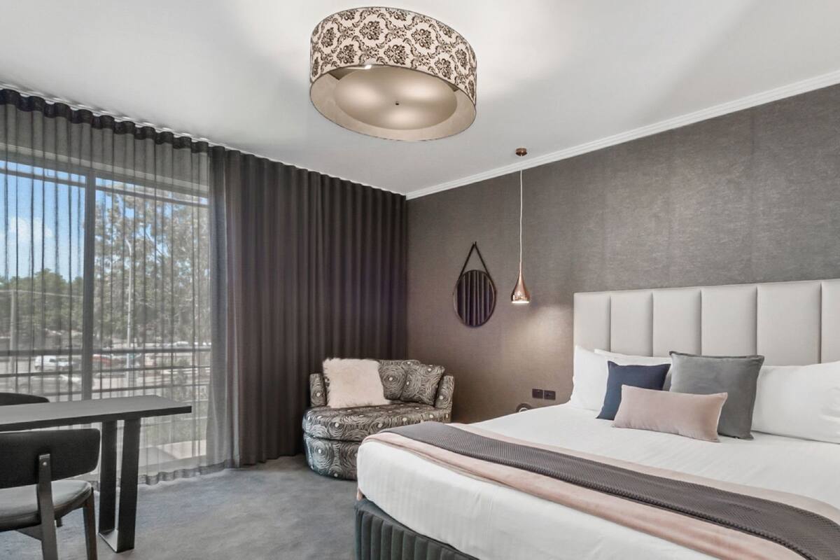 Ropa de cama de alta calidad y minibar