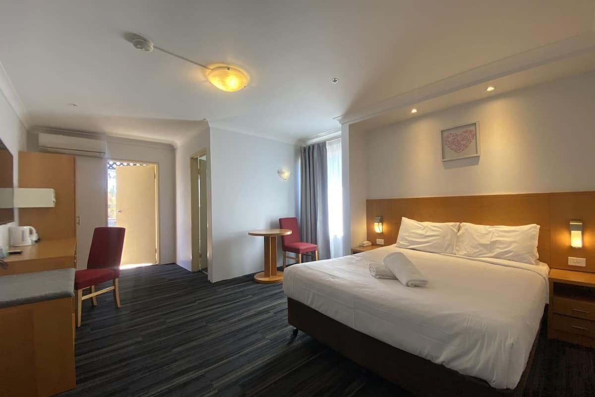 Premium bedding, pillowtop beds, minibar, individually decorated