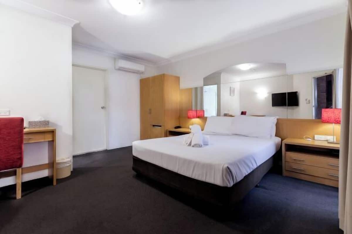 1 Schlafzimmer, hochwertige Bettwaren, Pillowtop-Betten, Minibar
