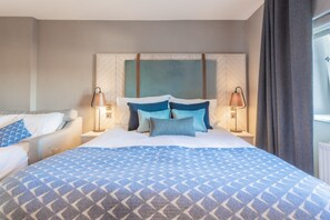 Family Room - Palm Court Hotel (Aberdeen)