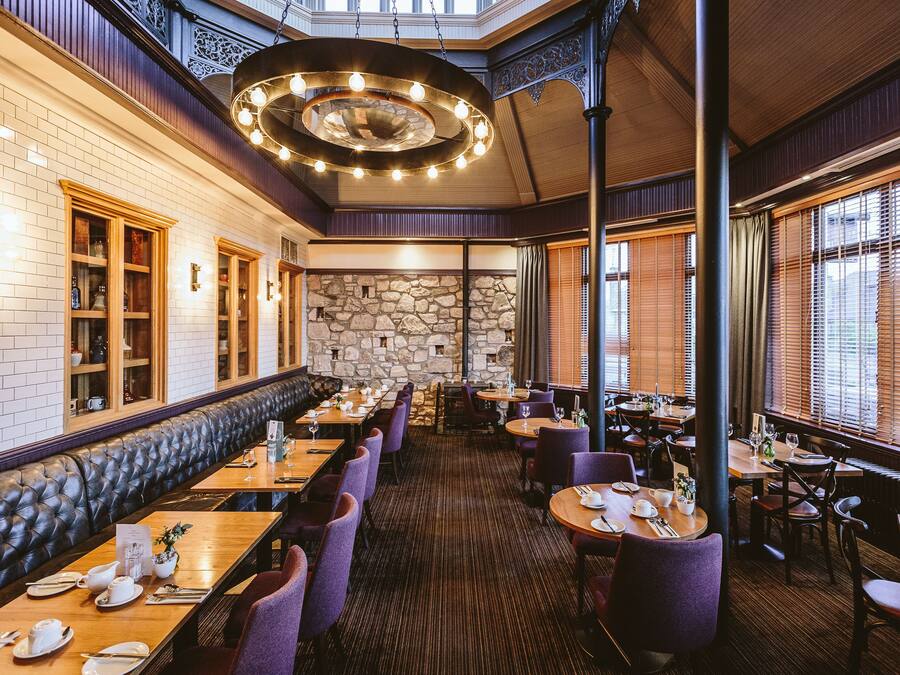 Café da manhã, almoço e jantar; culinária britânica