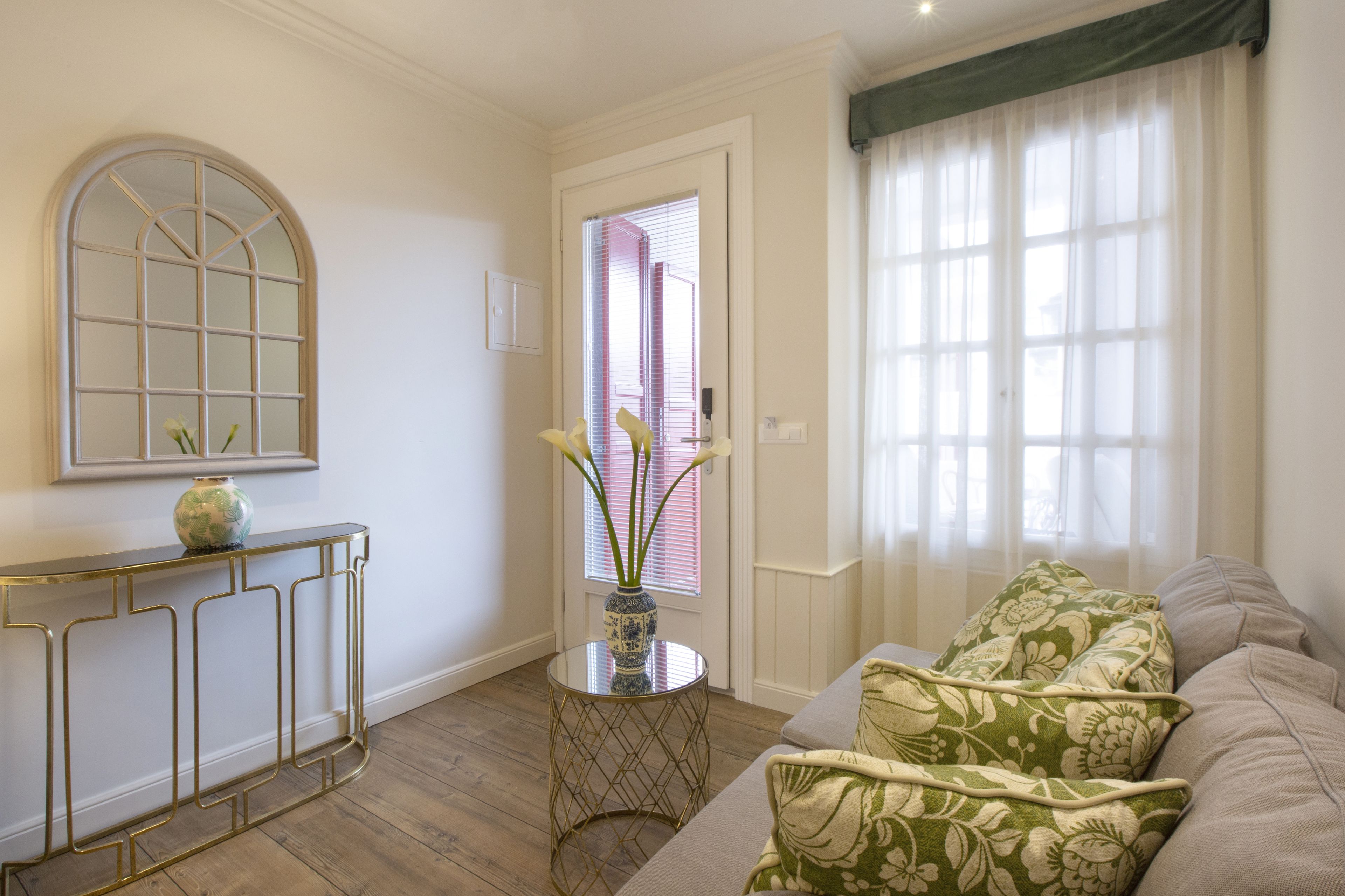 Photo - Despotiko Hotel