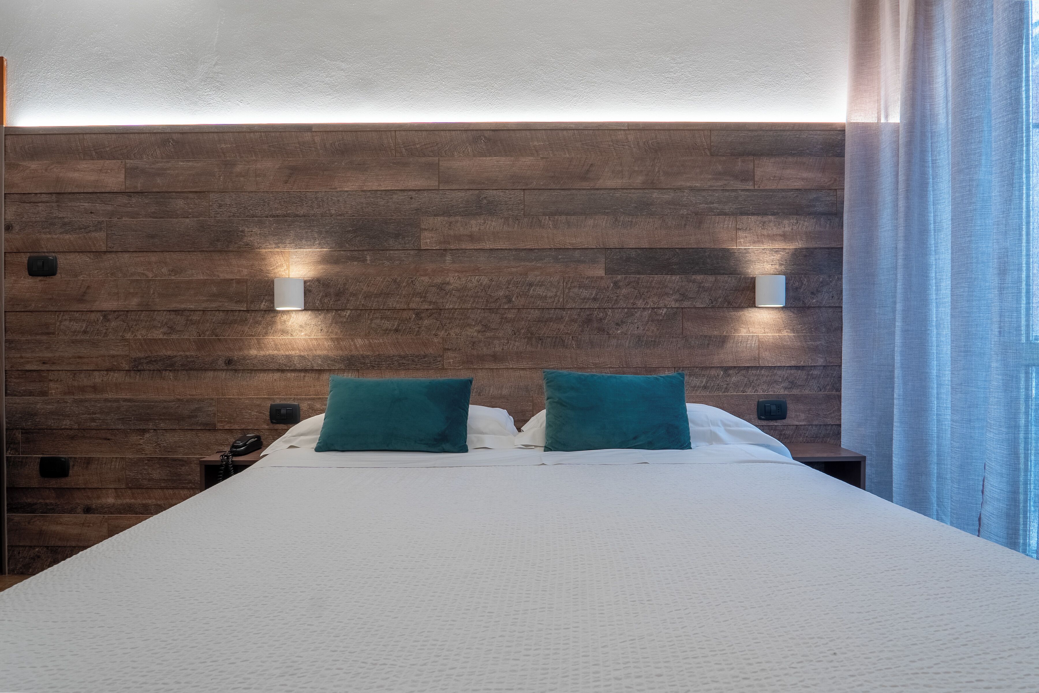 1 bedroom, minibar, in-room safe, desk