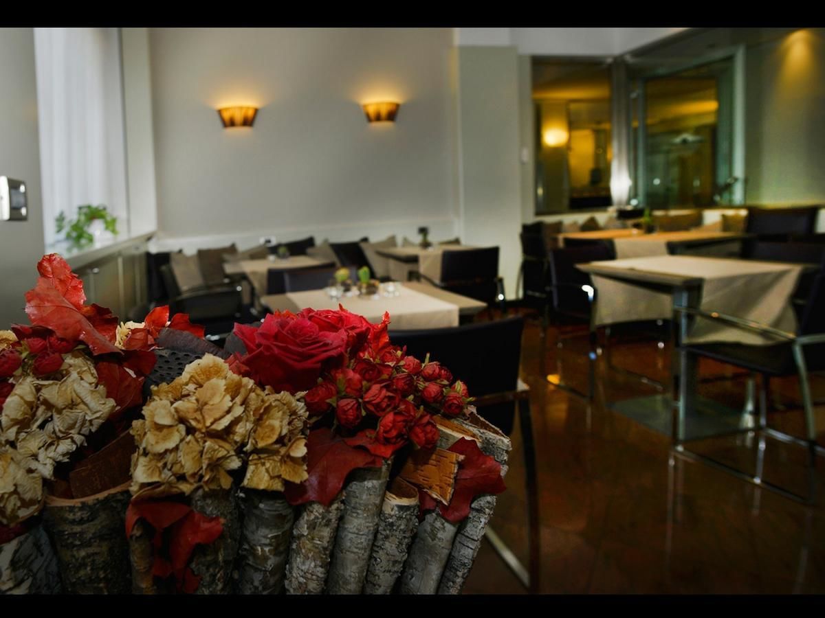 daily buffet breakfast (eur 12 per person)