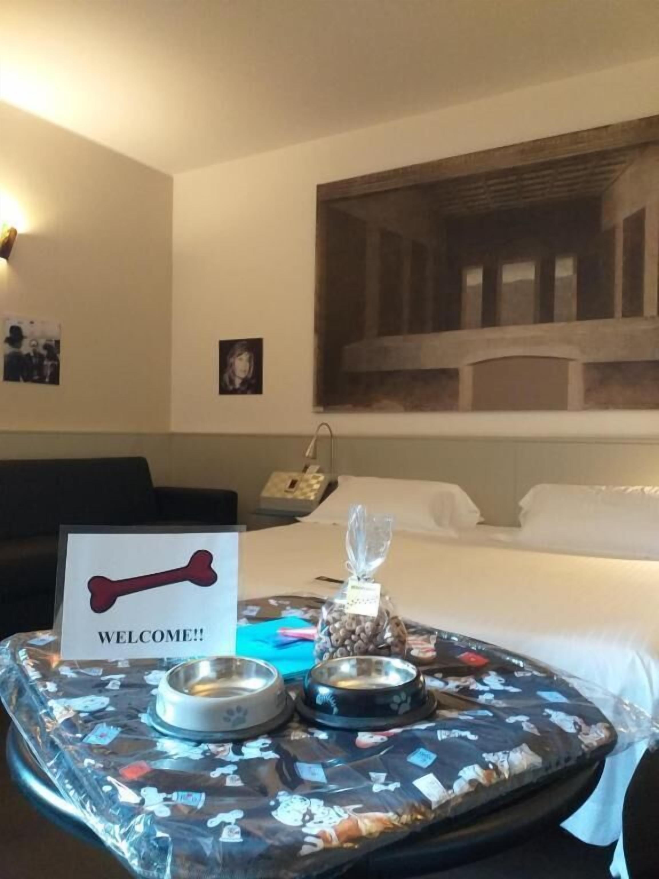 minibar, in-room safe, desk, soundproofing