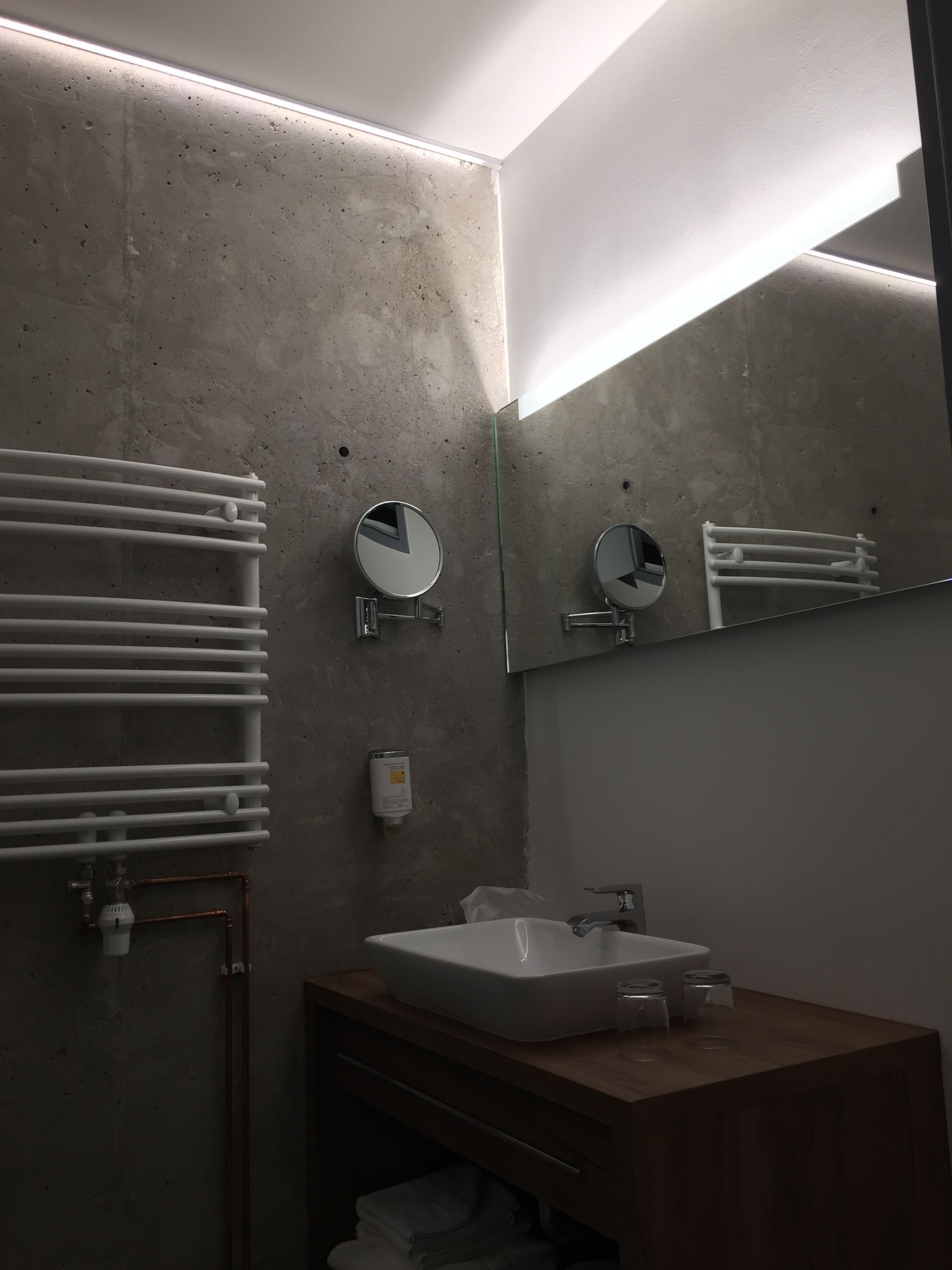 comfort double room, garden view | bathroom sink